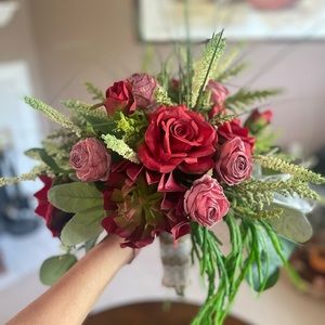 Wedding bouquet; bride’s bouquets, Bouquet
